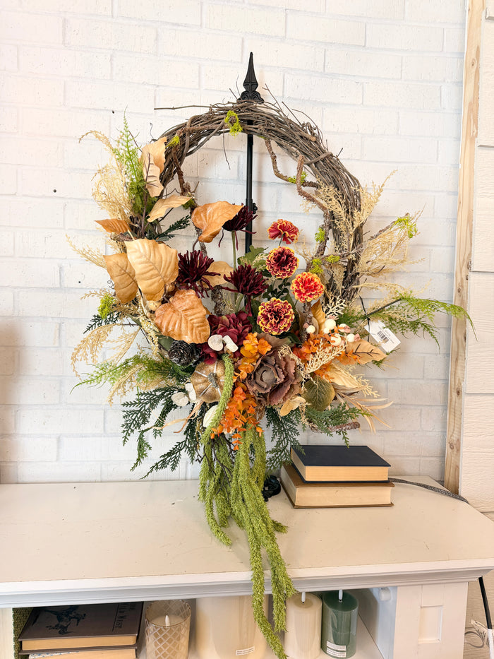 33" Crisp & Cool Wreath
