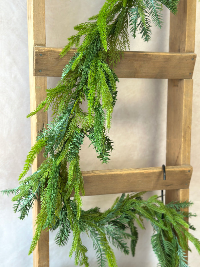 6' Real Touch Shelter Belt Pine Garland