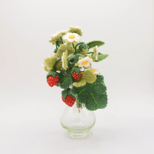 Handcrafted felt berry bouquet with five wire-wrapped stems, sustainable and fair trade. GIF