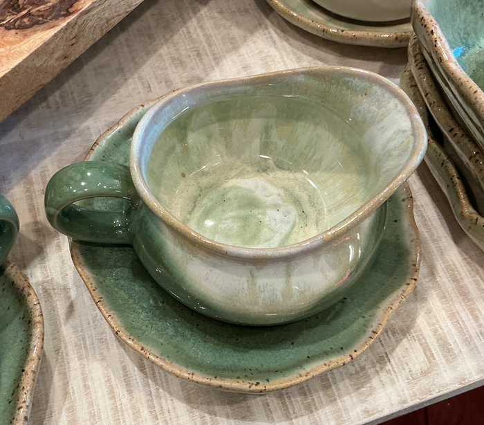 Gravy Boat & Saucer Set - Matcha Leaf