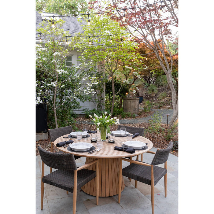Not All Black & White flat plate liners