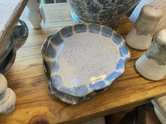 Ruffled Spoon Rest - Blue Willow